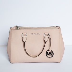 Michael Kors Large Sutton Satchel in Pink